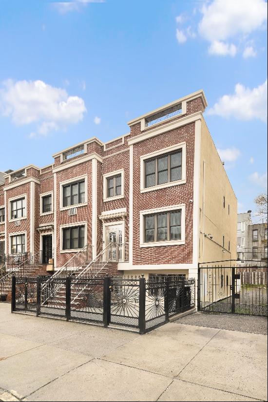 Exceptionally Crafted 3-Family Townhouse