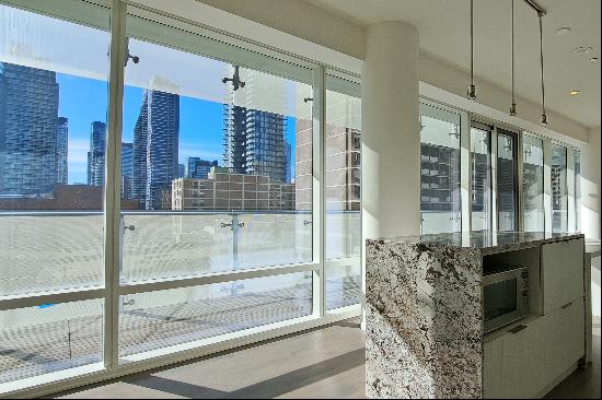 One Bloor Large 2 Bedroom