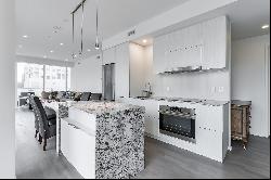 One Bloor Large 2 Bedroom