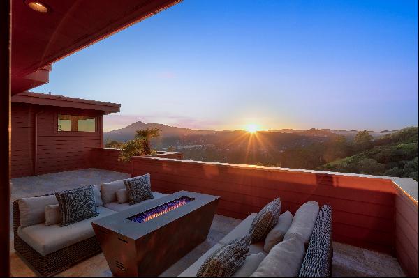 Spectacular Country Club Gated Estate Offering Complete Privacy & Stunning Views
