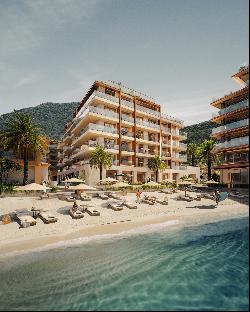 Synchro Yards, Porto Montenegro