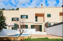 Spacious town house with pool for sale in Calvia, Mallorca, Calvia 07184