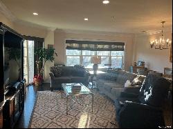 260 Central Avenue #307, Lawrence NY 11559