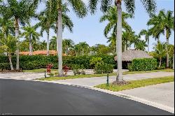 13631 Snook CIR, Naples FL 34114