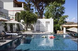 Villa Malvasia: an elegant oasis in the heart of the Aeolian Islands