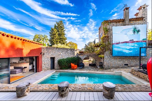 St-Cyr-sur-Mer - Authentic Mas and Contemporary Villa on a Large Property