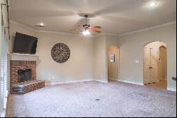 MOVE IN READY HOME IN SOUTH TYLER