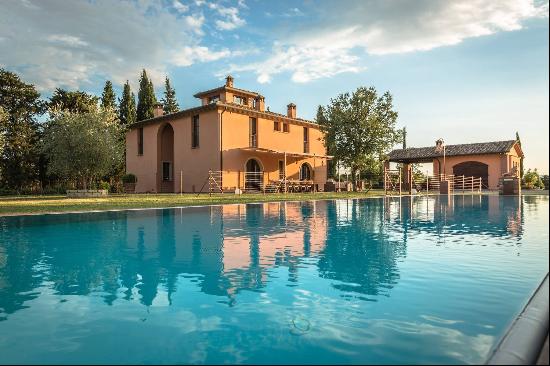 Charming Villa Leopoldina in the Tuscan countryside