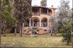 Stunning villa overlooking the Baths of Caracalla