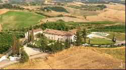 Fossilia Country Estate with Vineyards & Spa, Florence – Tuscany