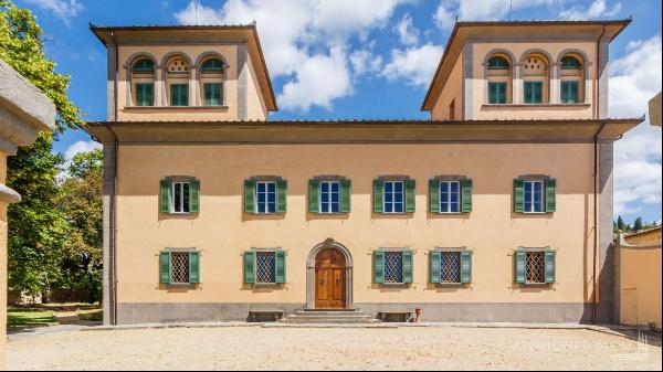 Historical Mansion with Wine Estate, Vinci, Florence - Tuscany
