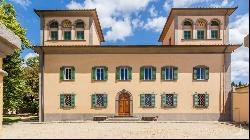 Historical Mansion with Wine Estate, Vinci, Florence - Tuscany