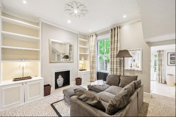 1 bedroom flat with a small decked area to rent Chelsea SW10.