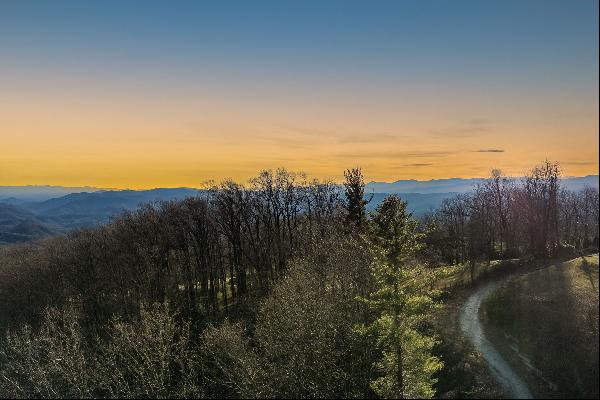 SCENIC ACRES - BLOWING ROCK