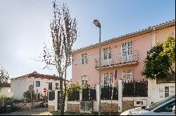 Detached house, 10 bedrooms, for Sale