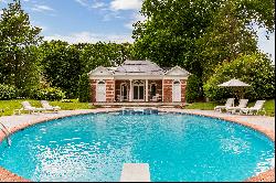 Lands End Manor Road, Locust Valley, NY 11560