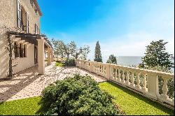 Charming villa in Imperia with stunning sea view