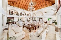 Punta Aguila # 41-42: Extraordinary Mansion with outstanding Golf Views