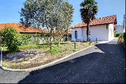 FOR SALE ANGLET - TOWNHOUSE WITH POOL