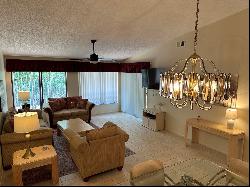 3607 Pine Point Court #119, Sarasota FL 34238