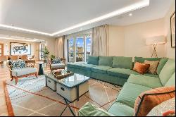 Penthouse , Ashburn Place, London, London SW74LL