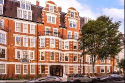 Sloane Court West, London, London SW34TB