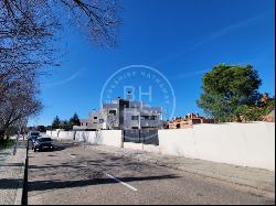 225 sqm luxury flat with terrace for sale in Aravaca, Madrid 28023