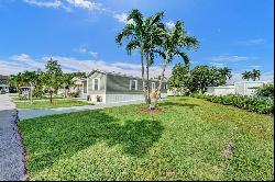 5681 SW Cypress Dr, Dania Beach FL 33312