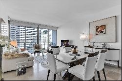 88 SW 7th St # 1008, Miami FL 33130