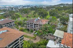 Golf and Garden Views Apartment