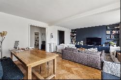 High floor family apartment with balcony - Ternes/Maillot