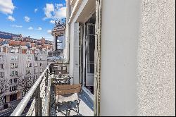 High floor family apartment with balcony - Ternes/Maillot