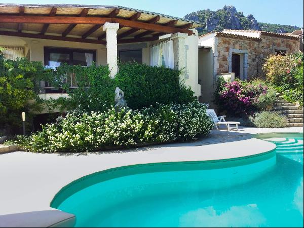 Superb villa in Pantogia, overlooking the Pevero bay.