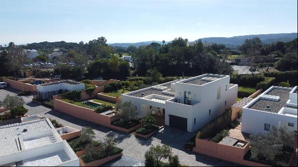 Outstanding 4-bedroom villa in Sotogrande Alto, Cadiz, Andalucia.
