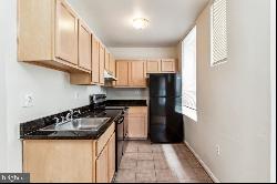 2427 Lakeview Avenue #3B, Baltimore MD 21217
