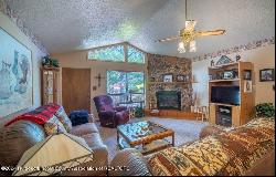 103 Park Place, Ruidoso NM 88345