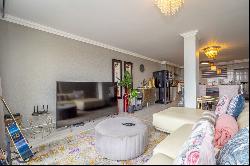 2 Bedroom, 2 Bathroom Apartment for sale in Northcliff