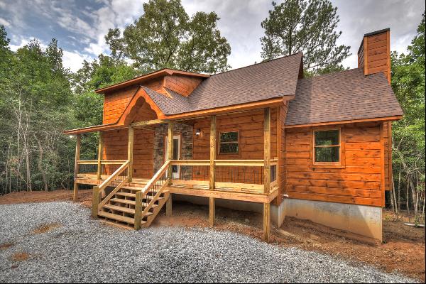 Beautiful New Construction Mountain Retreat