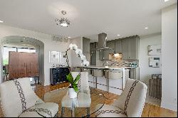 Stunning Fully Renovated Buckhead Condo!