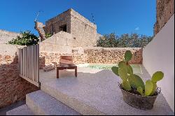 New townhouse with courtyard in Campos, Mallorca