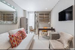 Beautiful two-bedroom apartment in Mayfair