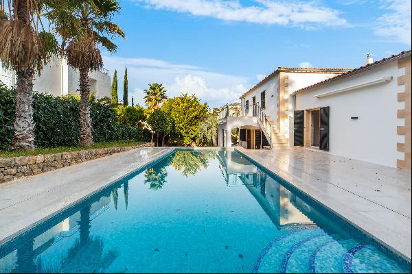 Discreet villa in the second line of the sea in Port d'Andratx, Mallorca