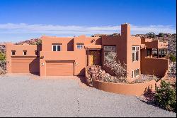 Stunning Southwestern Home in Moab, Offering Breathtaking Views