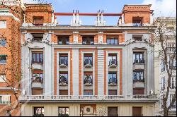 Elegant property to renovate in Almagro