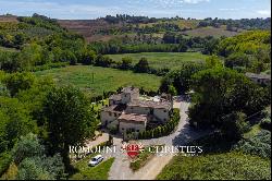 Tuscany - BOUTIQUE HOTEL FOR SALE IN SAN GIMIGNANO