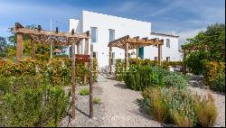 Extensive property for sale in Tavira, Algarve