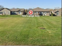 922 Lange Avenue, Beecher IL 60401