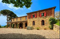 Casale Le Cantine: charming luxury villa in the hills