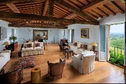 Casale Le Cantine: charming luxury villa in the hills