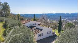 Montauroux - villa with panoramic view